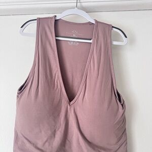 Women's Mauve Sleeveless Top